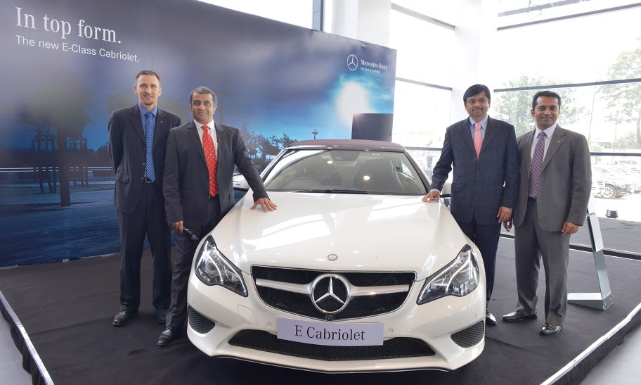 L to R Boris Fitz, Vice President, Sales and Network Development,  Mercedes-Benz India, Mohan Mariwala, Managing Director, Auto Hangar Raipur , Abhijeet Pandit,