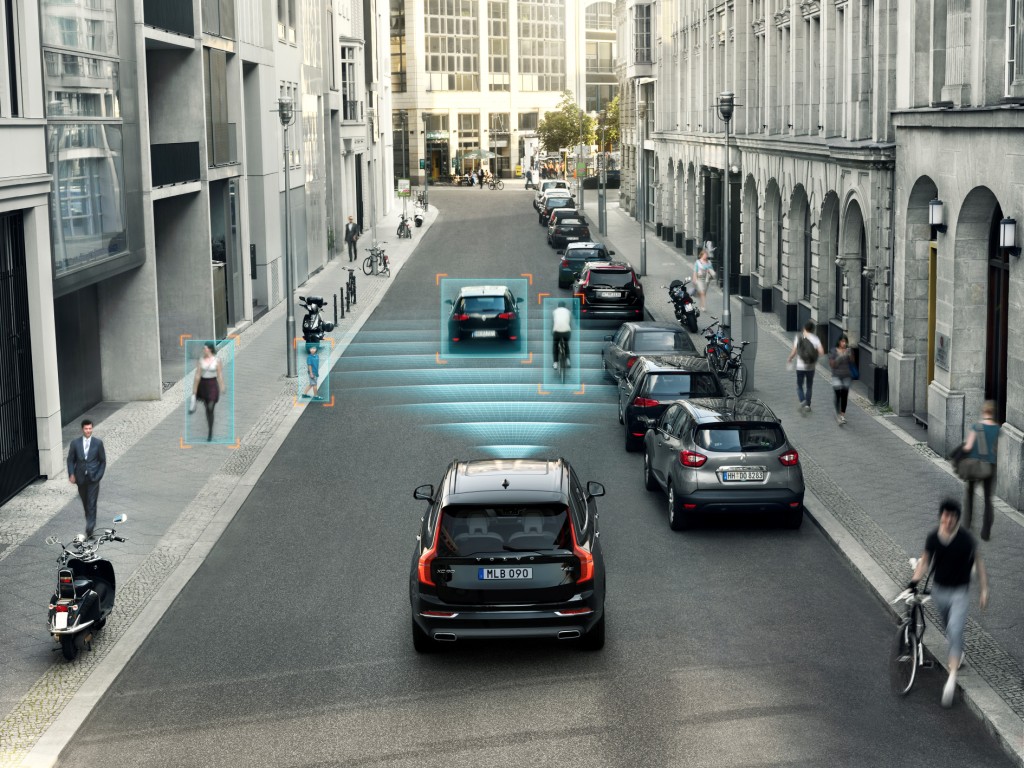 The all-new Volvo XC90 – City Safety