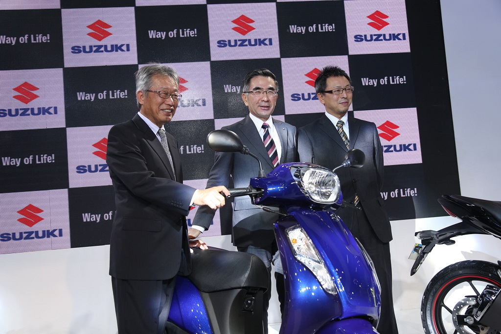 Suzuki_Motorcycle_unveils_three_new_products_at_Auto_Expo_1