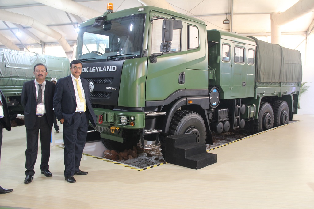 (Left to Right) - Mr. Nitin Seth, President - LCV & Defence, Ashok Leyland and Mr. Vinod Dasari, MD, Ashok Leyland with Field Artillery Tractor 6x6