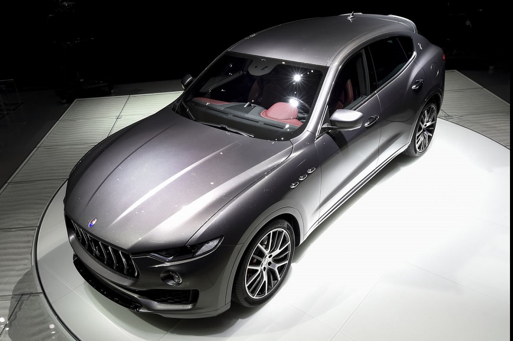 Maserati Levante unveiled at the Geneva Motor Show_01