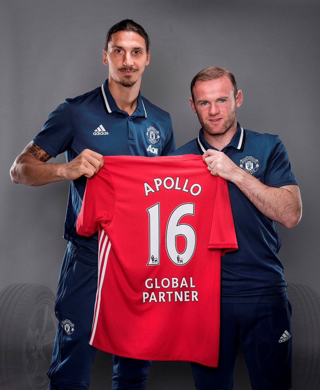 zlatan-ibrahimovic-and-wayne-rooney-apollo-tyres-is-now-the-global-tyre-partner-for-manchester-united