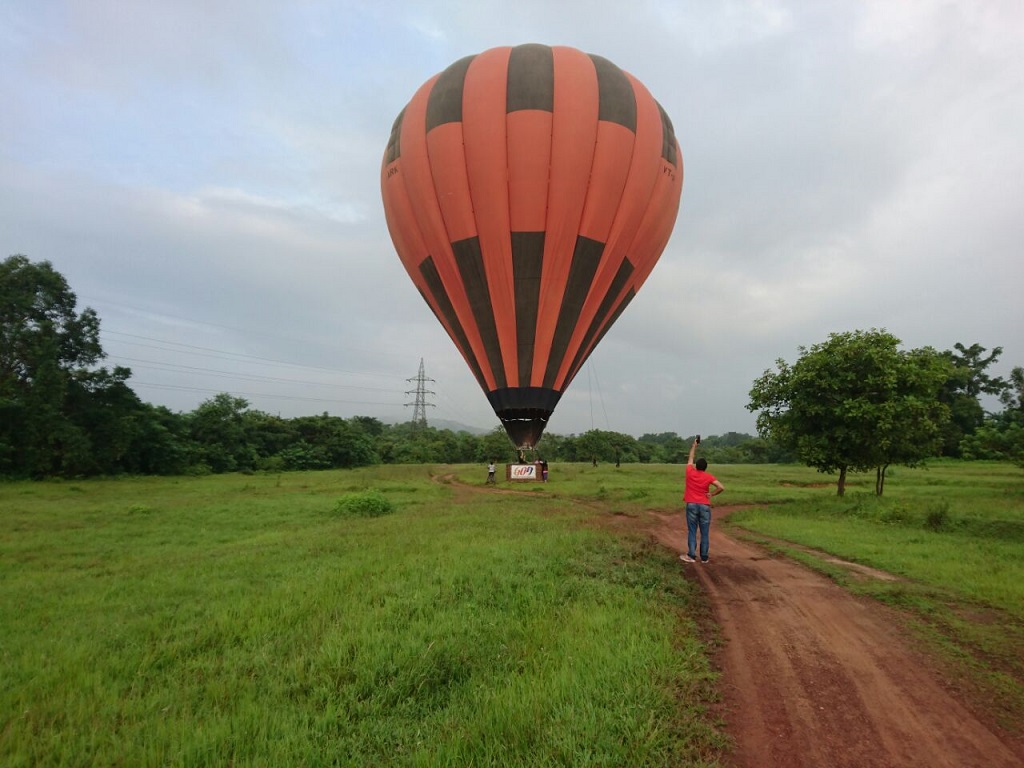 hot-air-ballooning-adventure-services-re-commences-in-goa-1