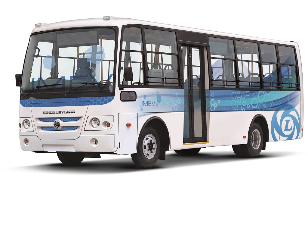 image-1-ashok-leyland-launches-circuit-series-first-electric-bus-made-in-india