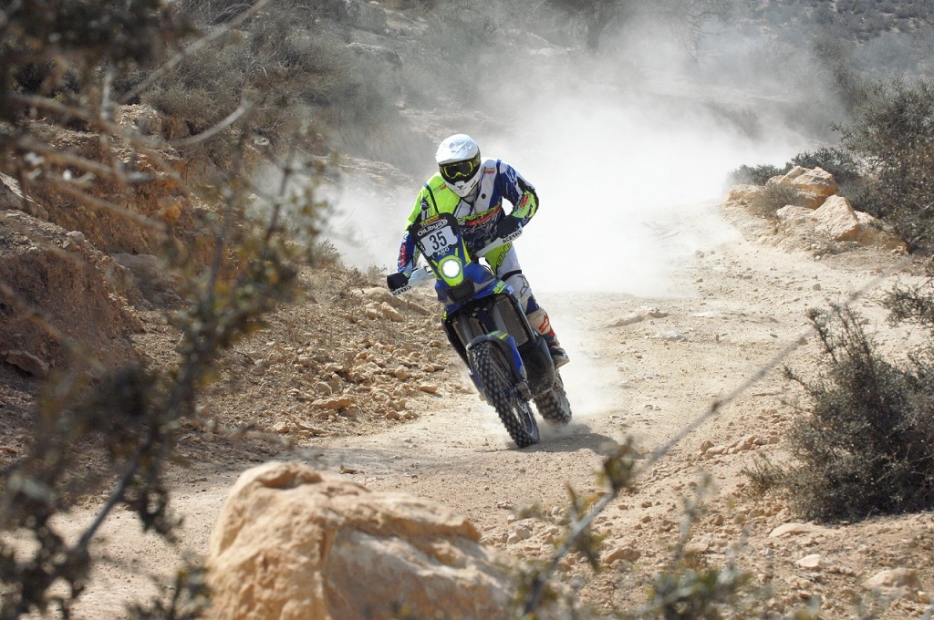 sherco-tvs-rally-factory-team-rider-aravind-kp-climbs-to-19th-place-in-450-cc-class-at-oilibya-rally-of-morocco-2016-8