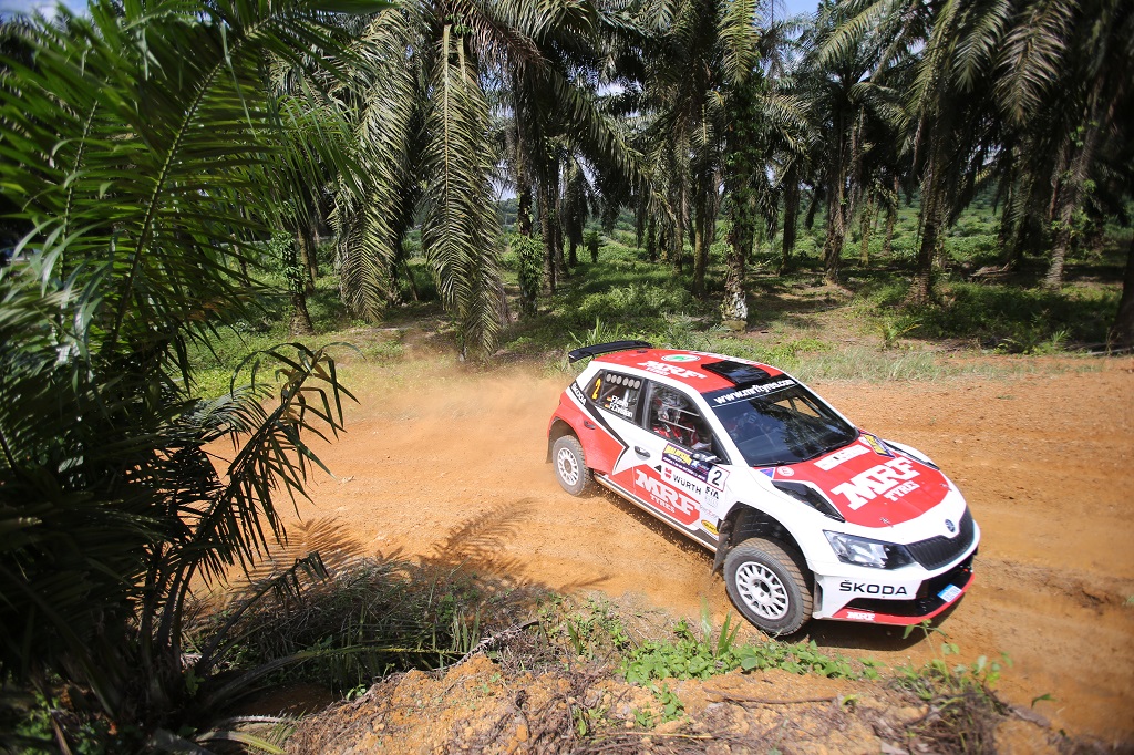 aprc-skoda-celebrates-its-fifth-consecutive-title-gill-wins-drivers-championship-a-round-early-2