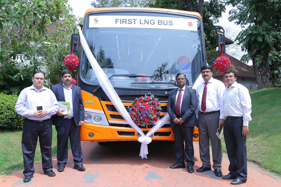 Dr Ajit Jindal, Head Engineering, Commercial Vehicles and Sandeep Kumar, Business Head ,Commercial Vehicles – Passenger, Tata Motors with the first LNG powered bus in India showcased by Tata Motors