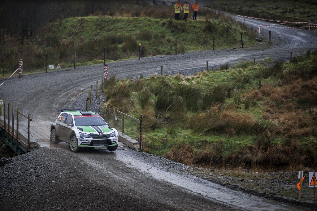 skoda-works-driver-lappi-defends-his-overall-lead-in-wales-2