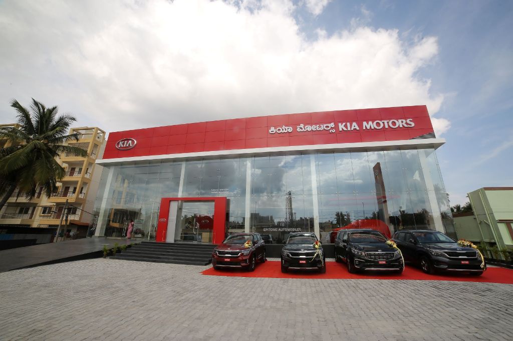  KIA Motors lanza su sala de exposición insignia en Yelahanka a través de Epitome Automobiles
