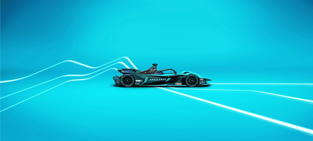Jaguar Racing_I-TYPE 5_1