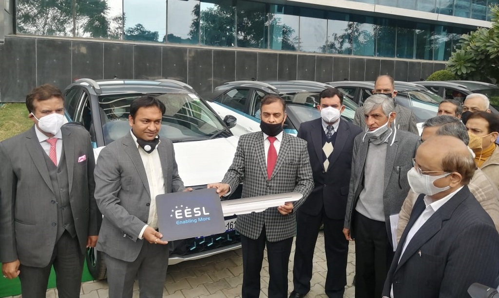 Tata Motors delivers Nexon EVs to the Haryana Renewable Agency (3)